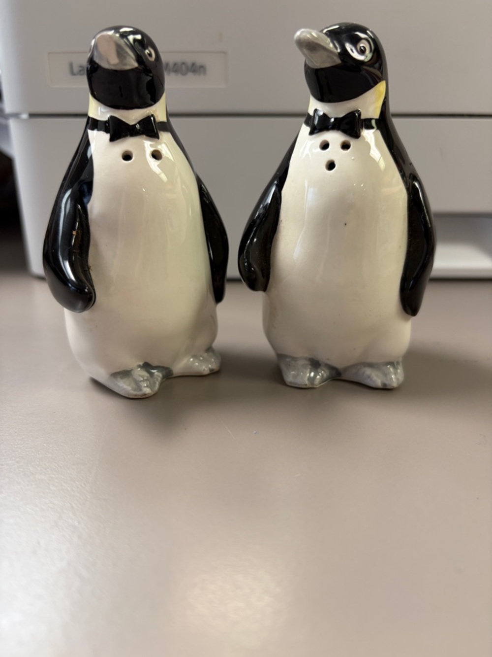Ceramic Penguin Salt and Pepper Shakers - Black and Whitewith bow ties